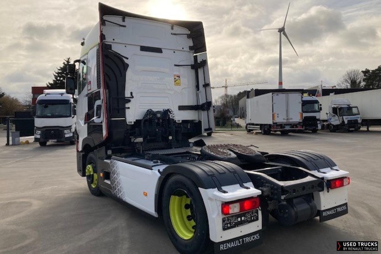 Renault Trucks T High
                                            520