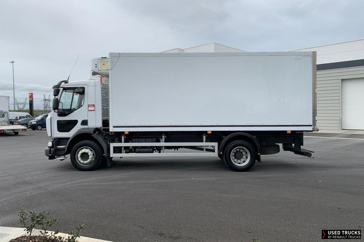 Renault Trucks D
                                            240