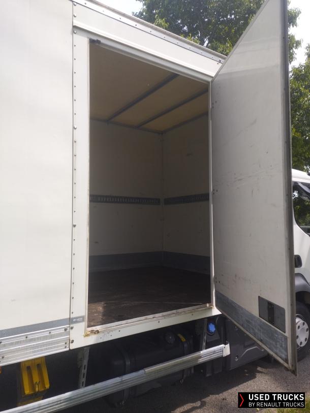 Renault Trucks D 240