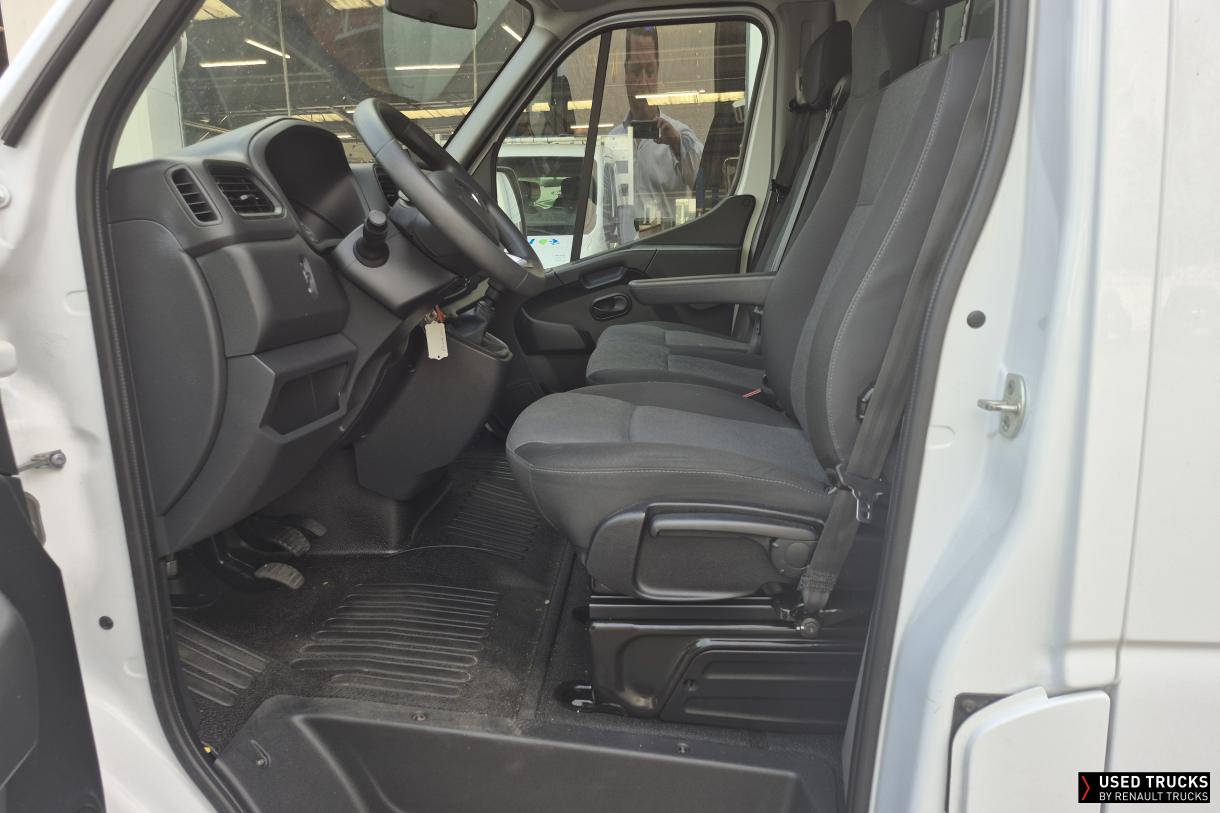 Renault Master 145