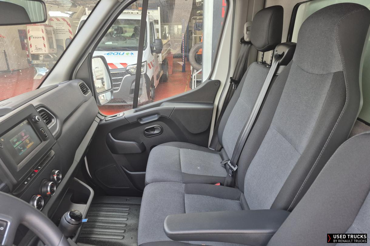 Renault Master 145