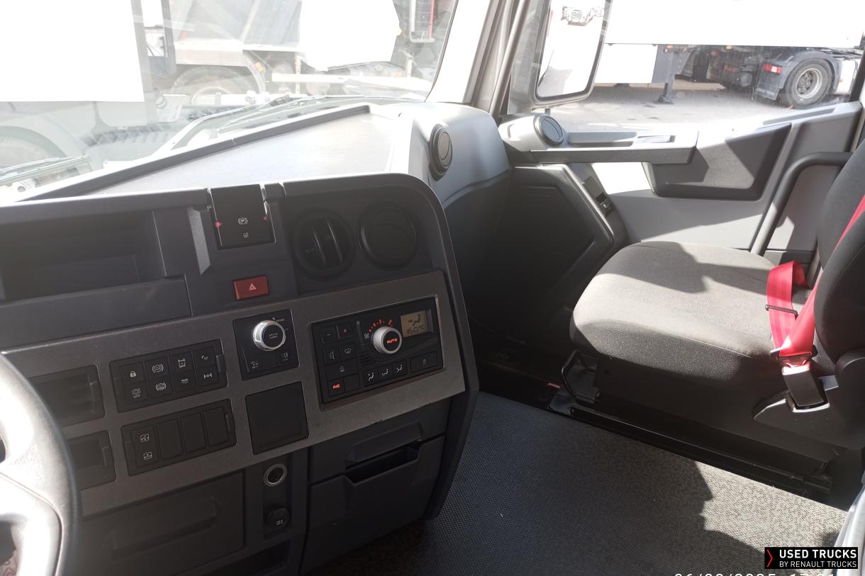 Renault Trucks T 440