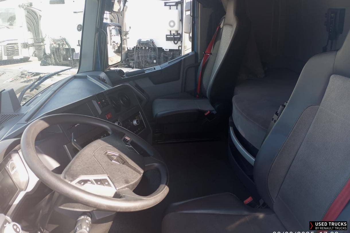 Renault Trucks T 440