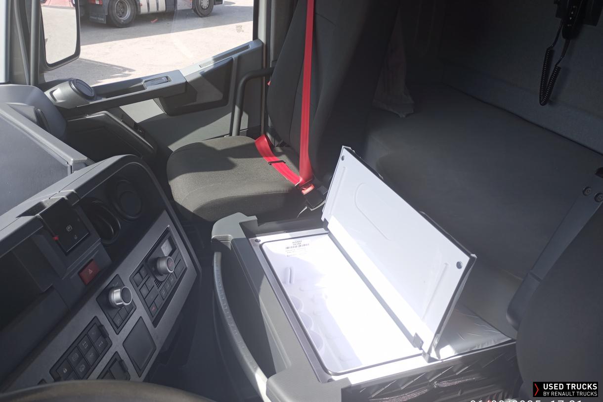 Renault Trucks T 440