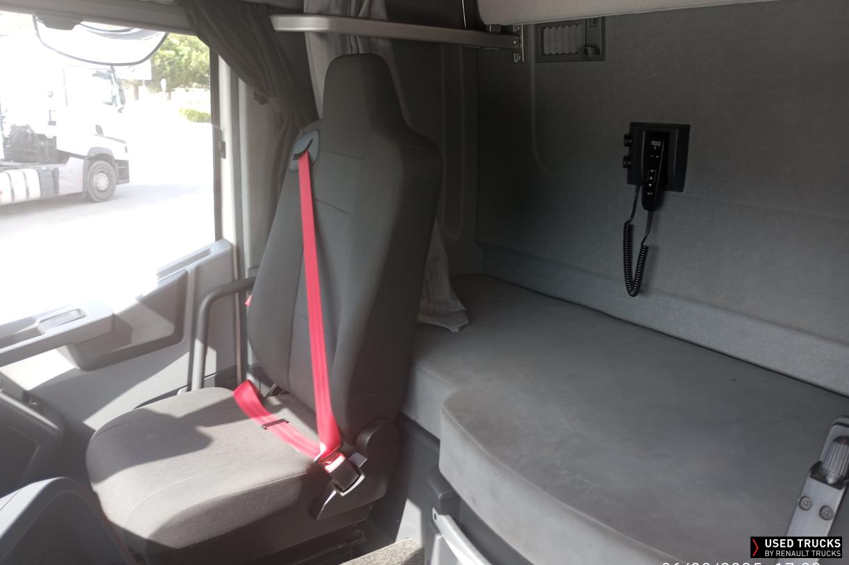 Renault Trucks T 440
