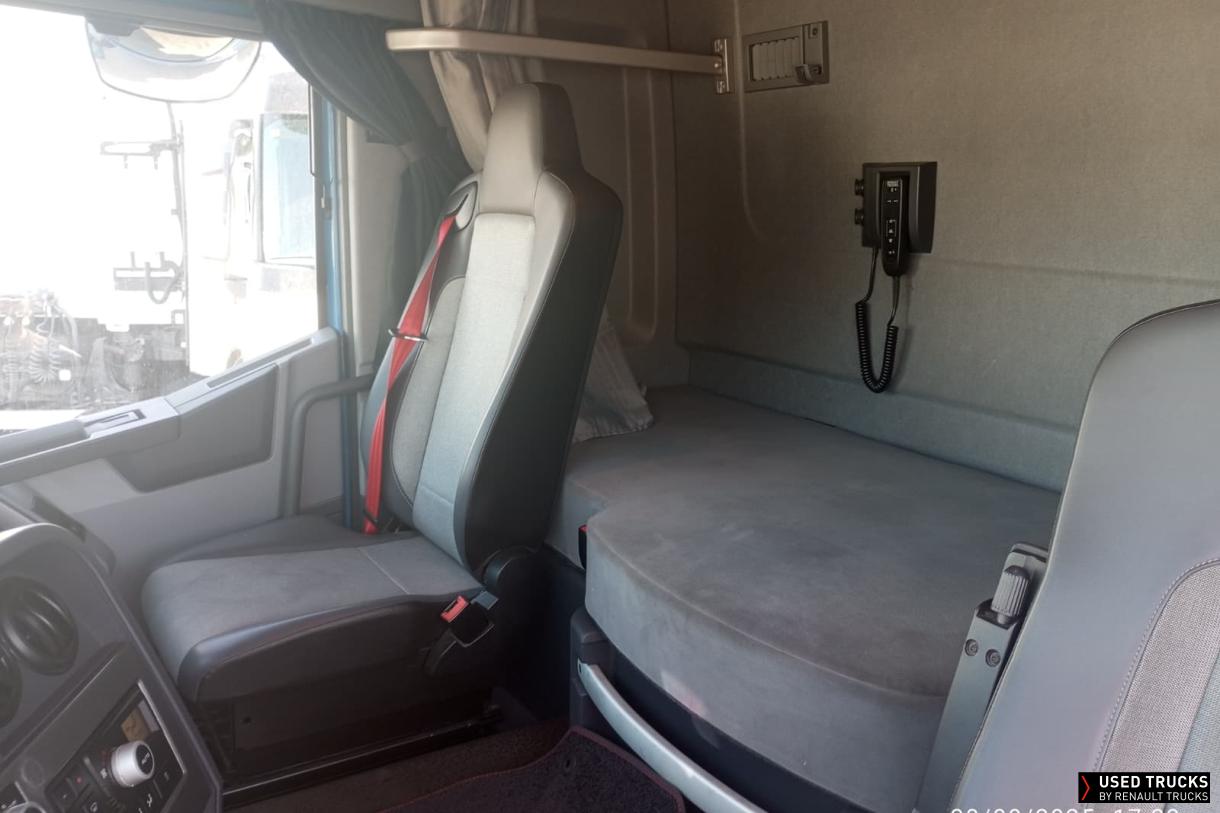 Renault Trucks T 440