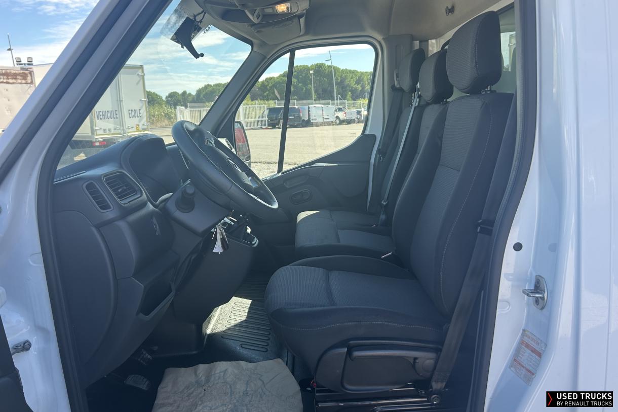 Renault Trucks Master 130