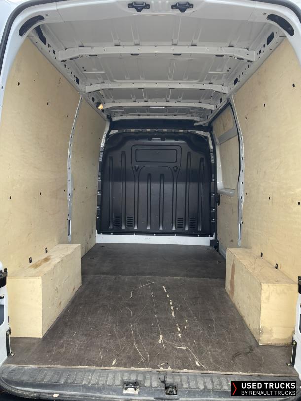 Renault Trucks Master 135