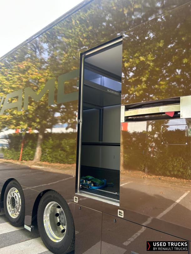 Mercedes-Benz Actros 530