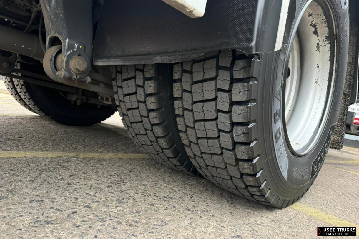 Renault Trucks T 380