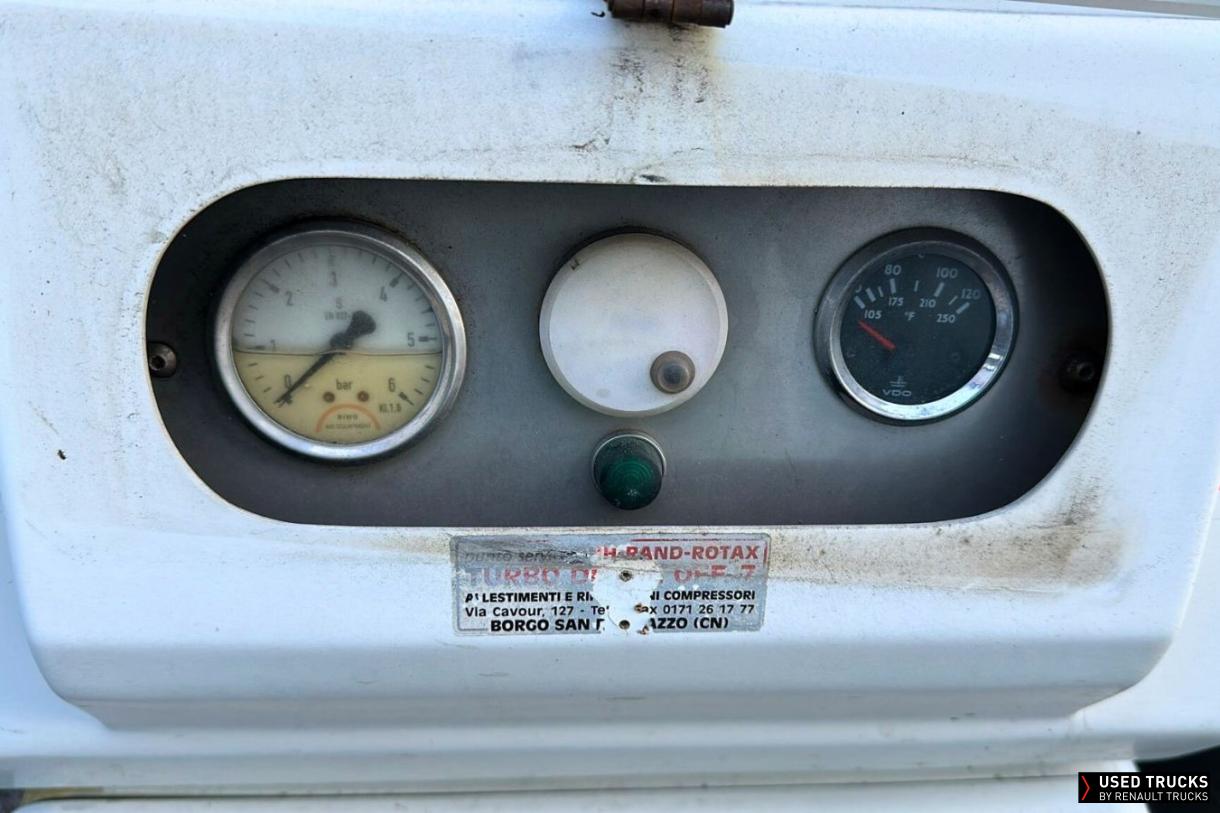 Renault Trucks Premium 360