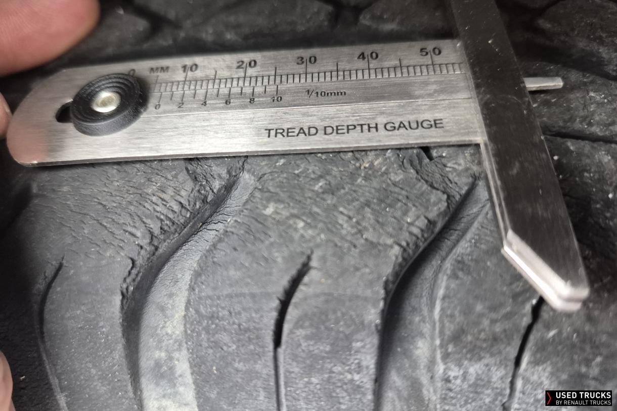 Renault Trucks Master 120