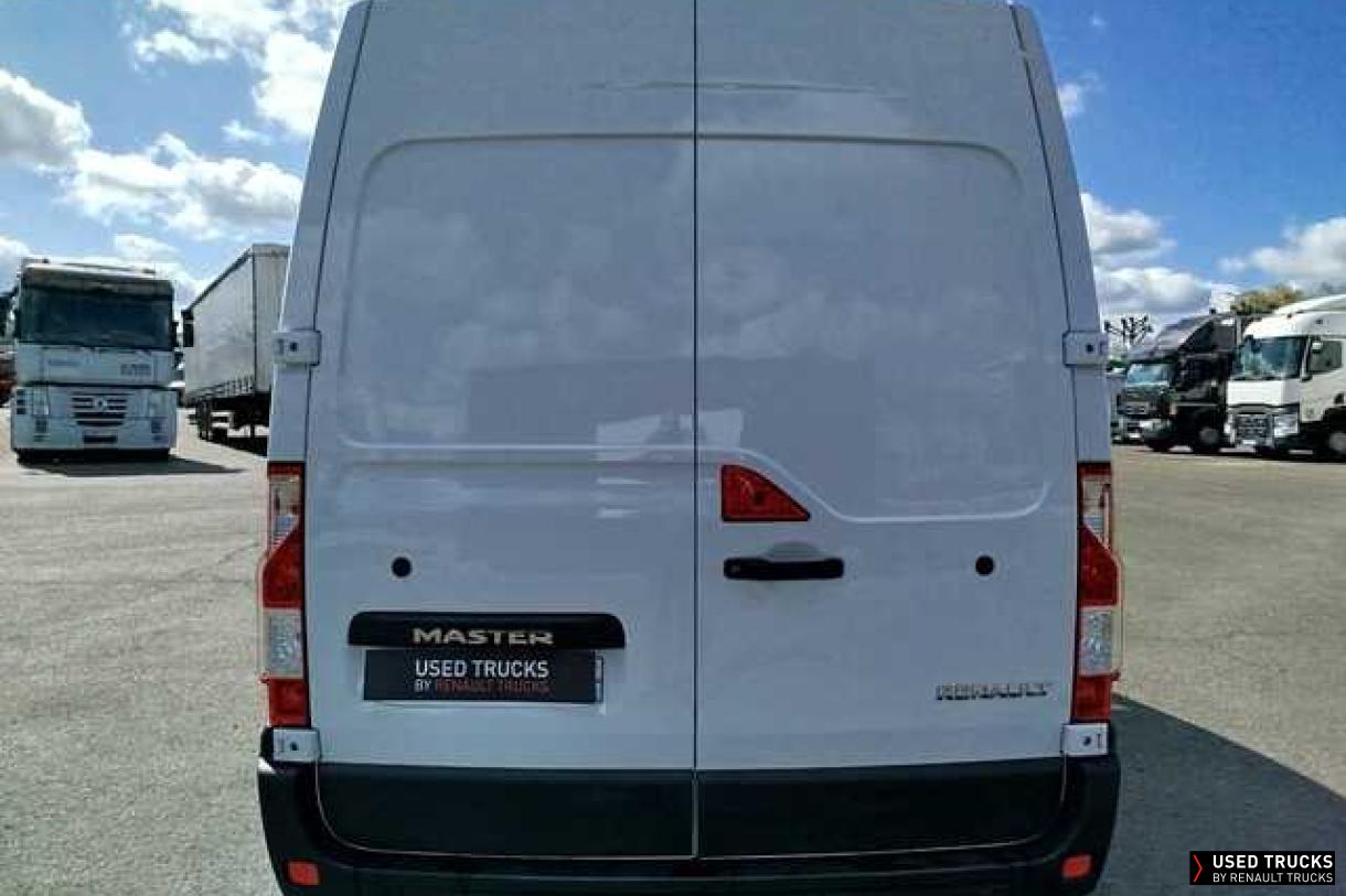 Renault Master 135