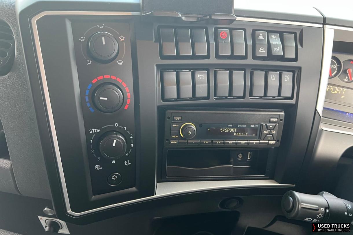 Renault Trucks D Wide 250