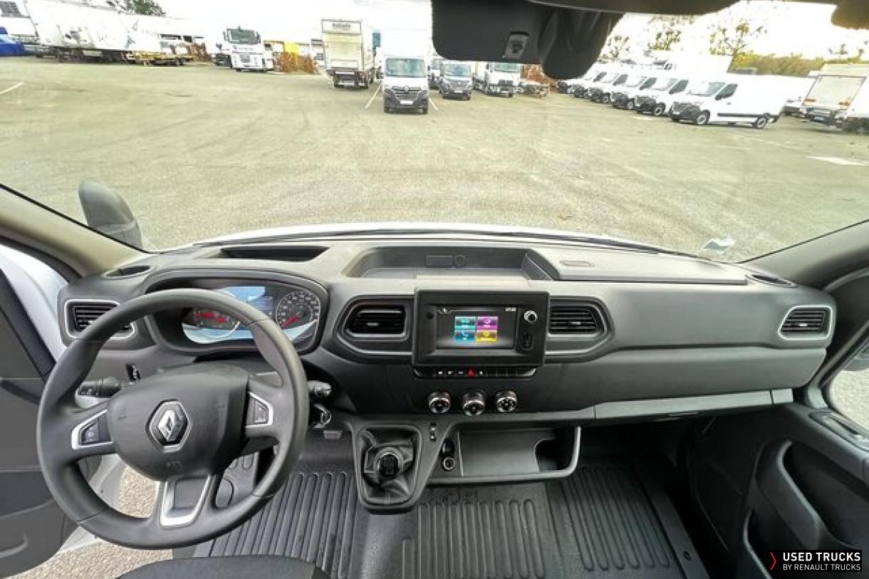 Renault Master 145