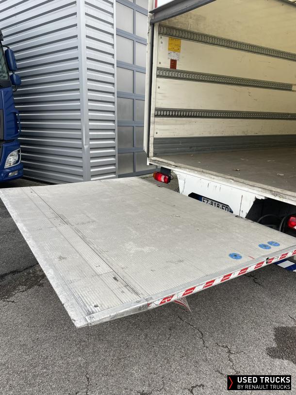 Renault Trucks D 210