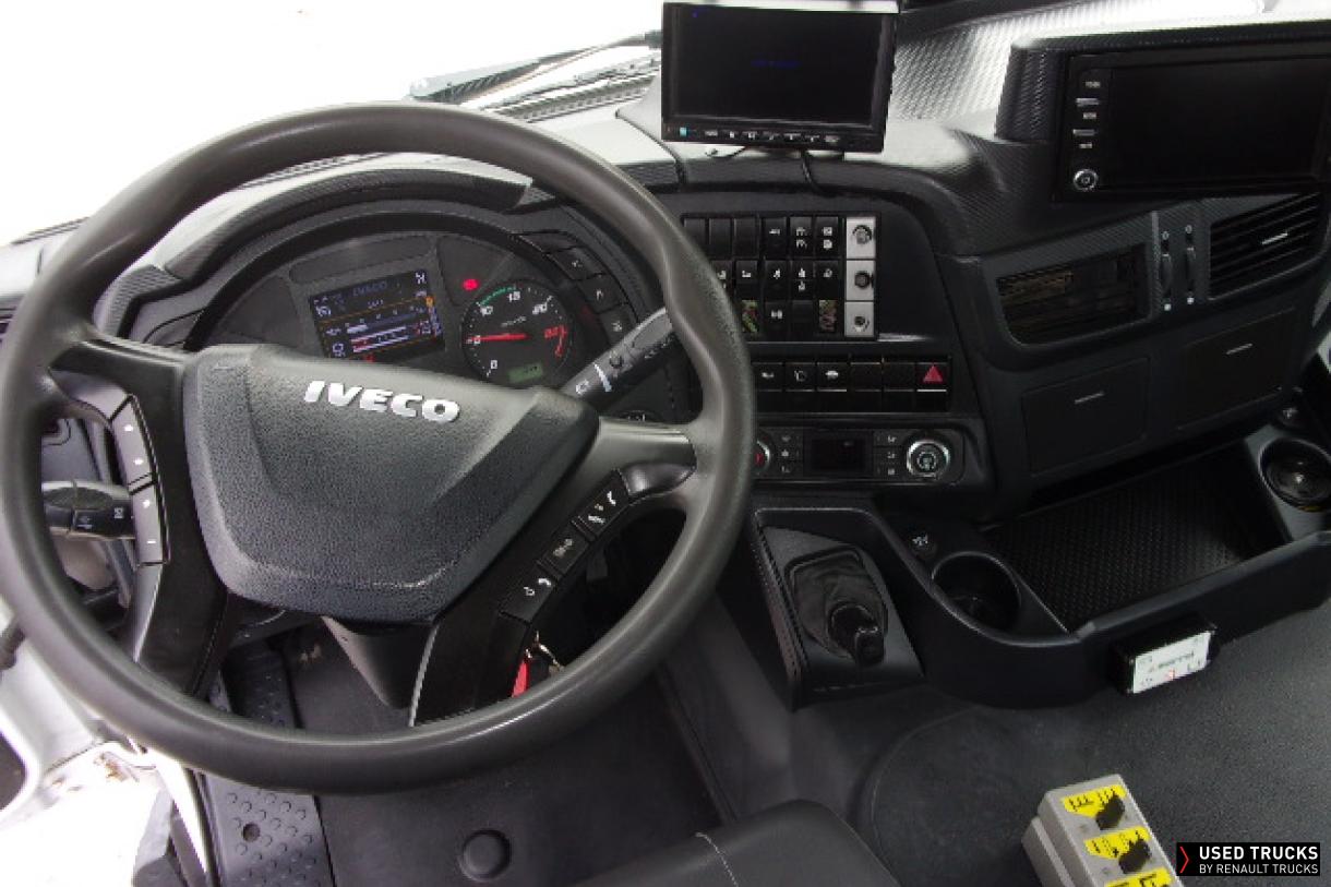 Iveco N/A 460