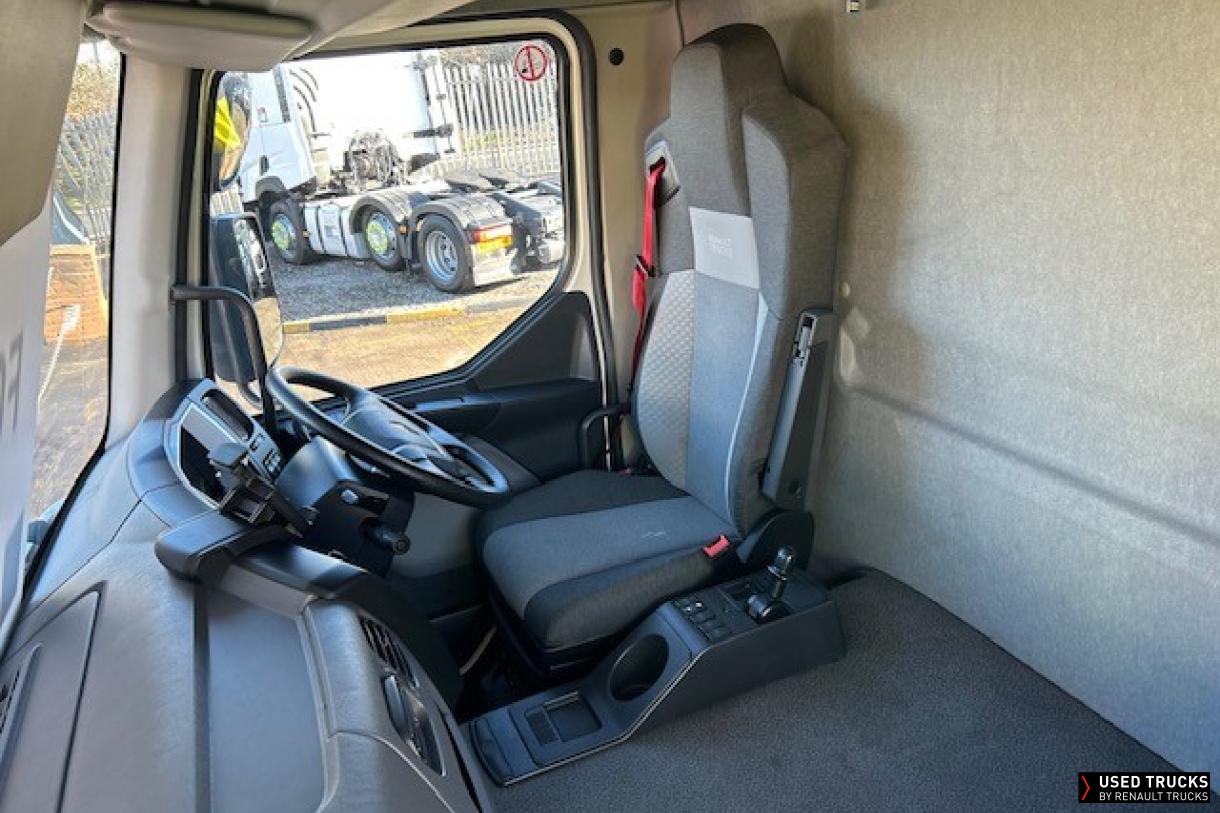 Renault Trucks D Wide 250