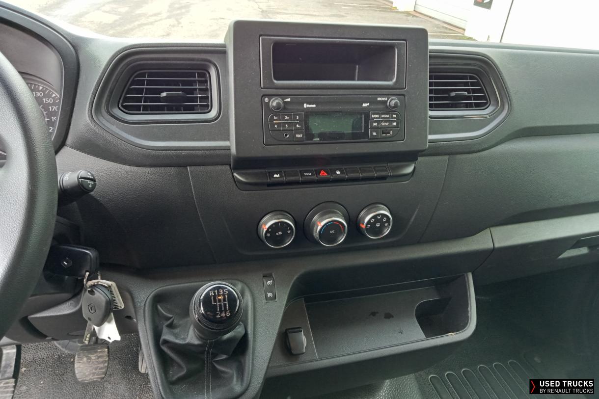 Renault Master 130