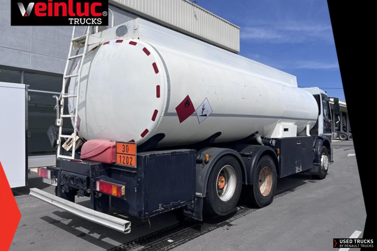 Renault Trucks Premium 320