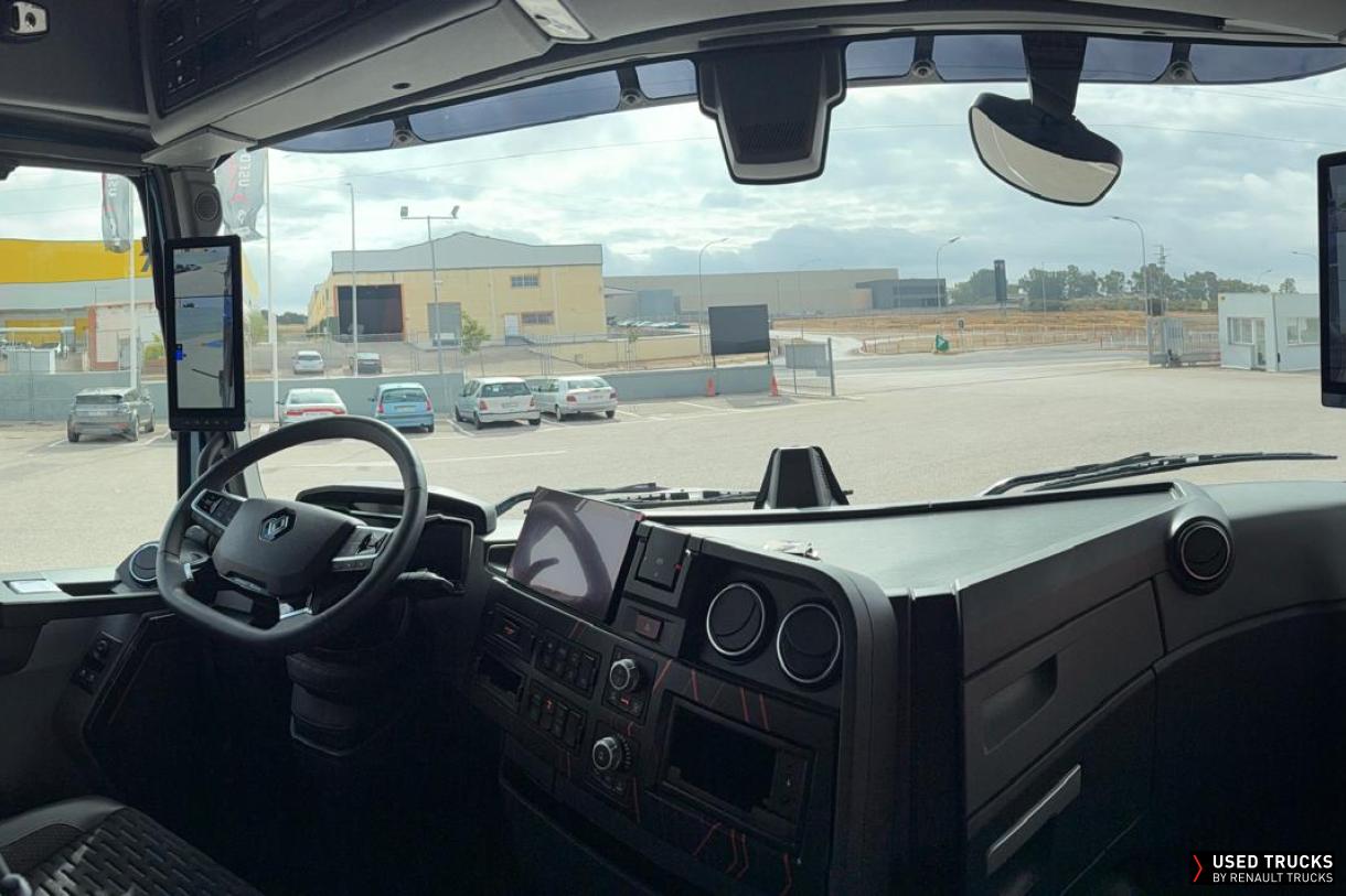 Renault Trucks T High 