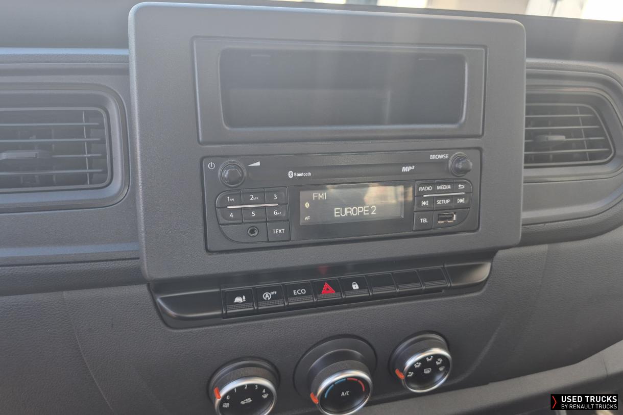 Renault Trucks Master 165