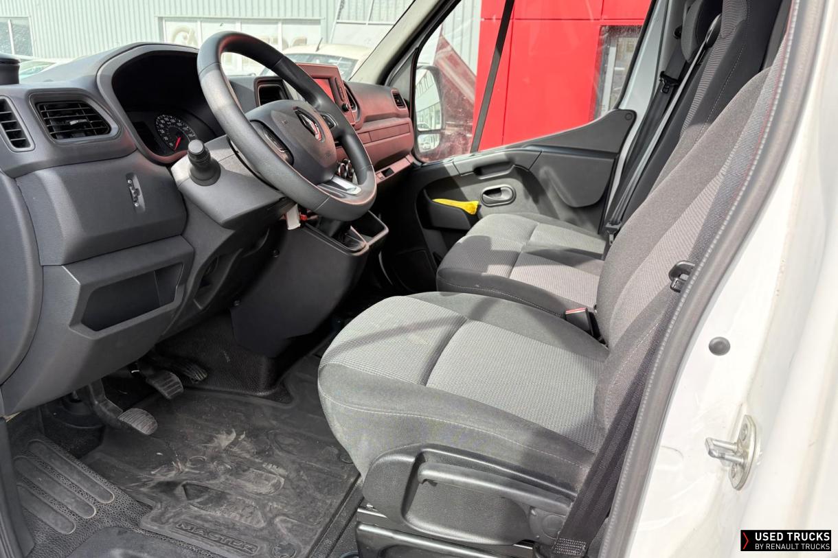 Renault Master 145