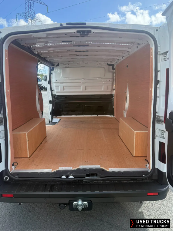 Renault Trucks Trafic 130