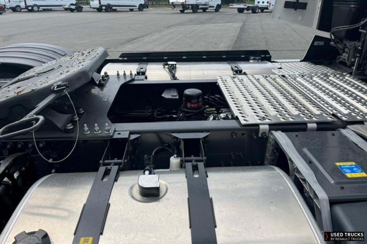 Renault Trucks T High 