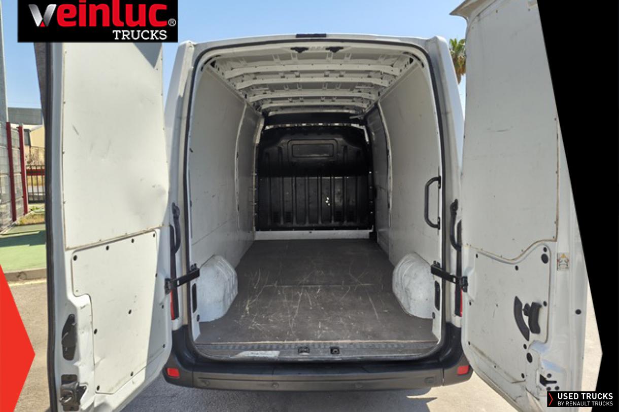 Renault Trucks Master 135