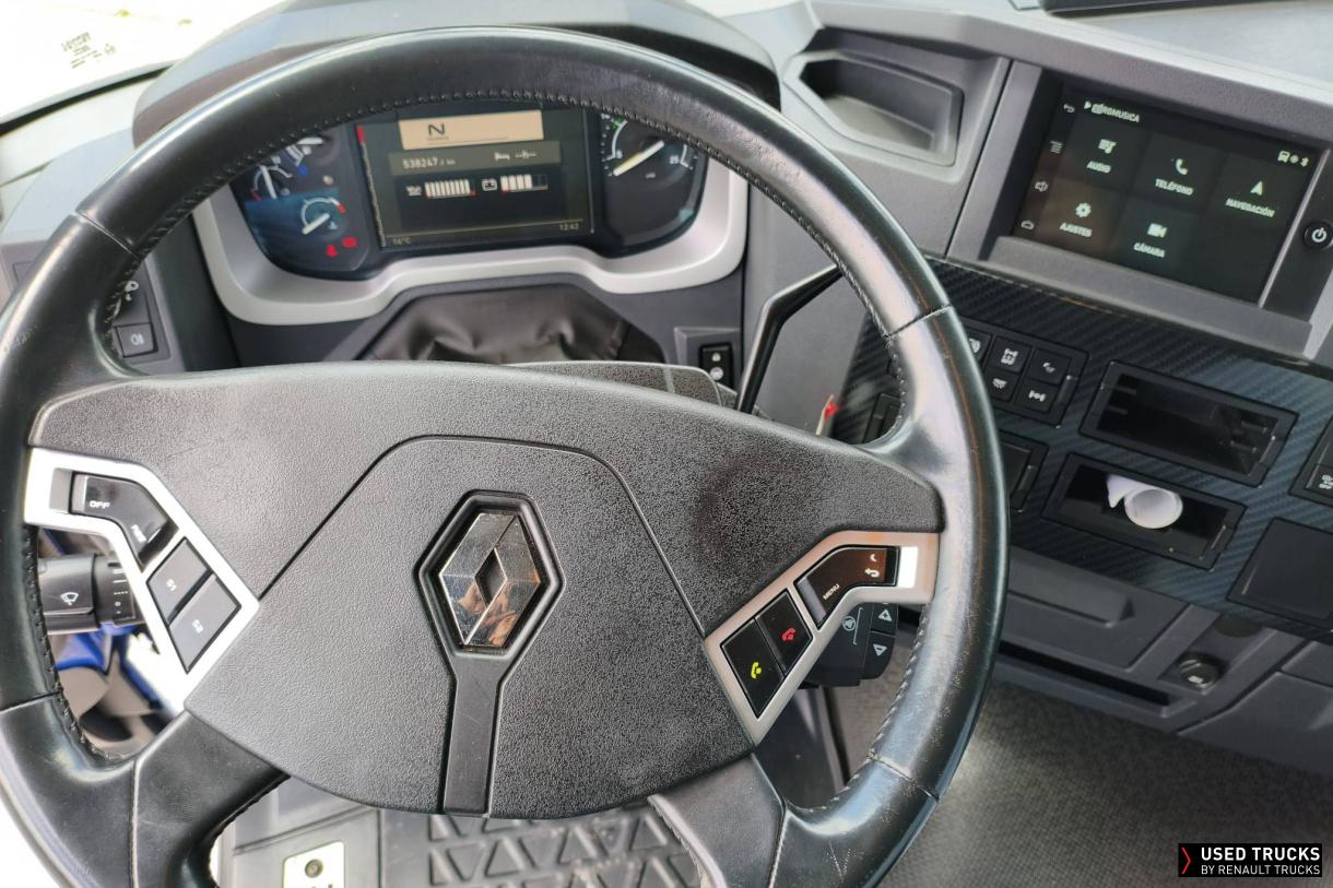 Renault Trucks T 520
