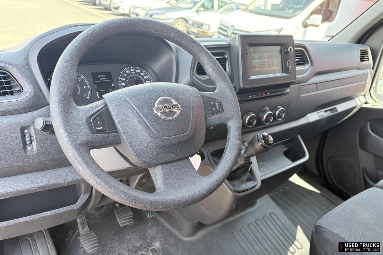 Nissan Interstar 165