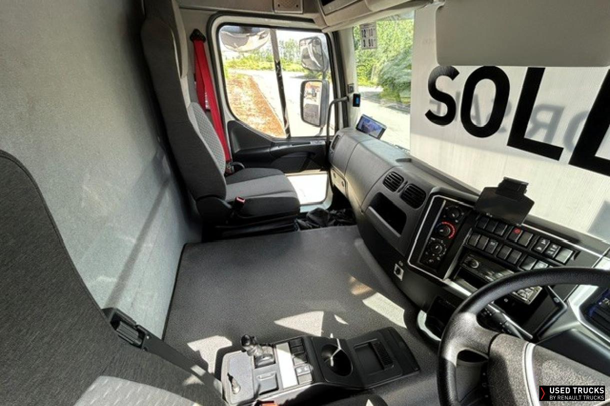 Renault Trucks D Wide 250