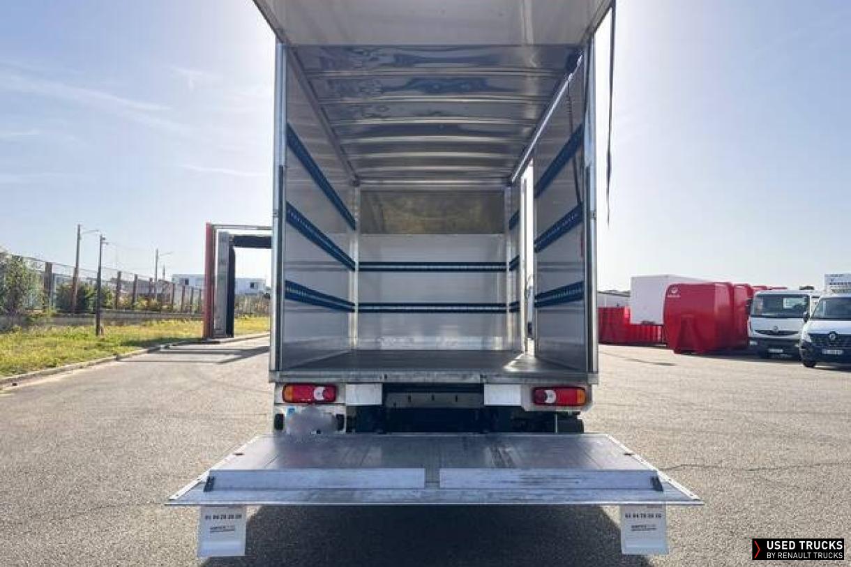 Renault Master 145