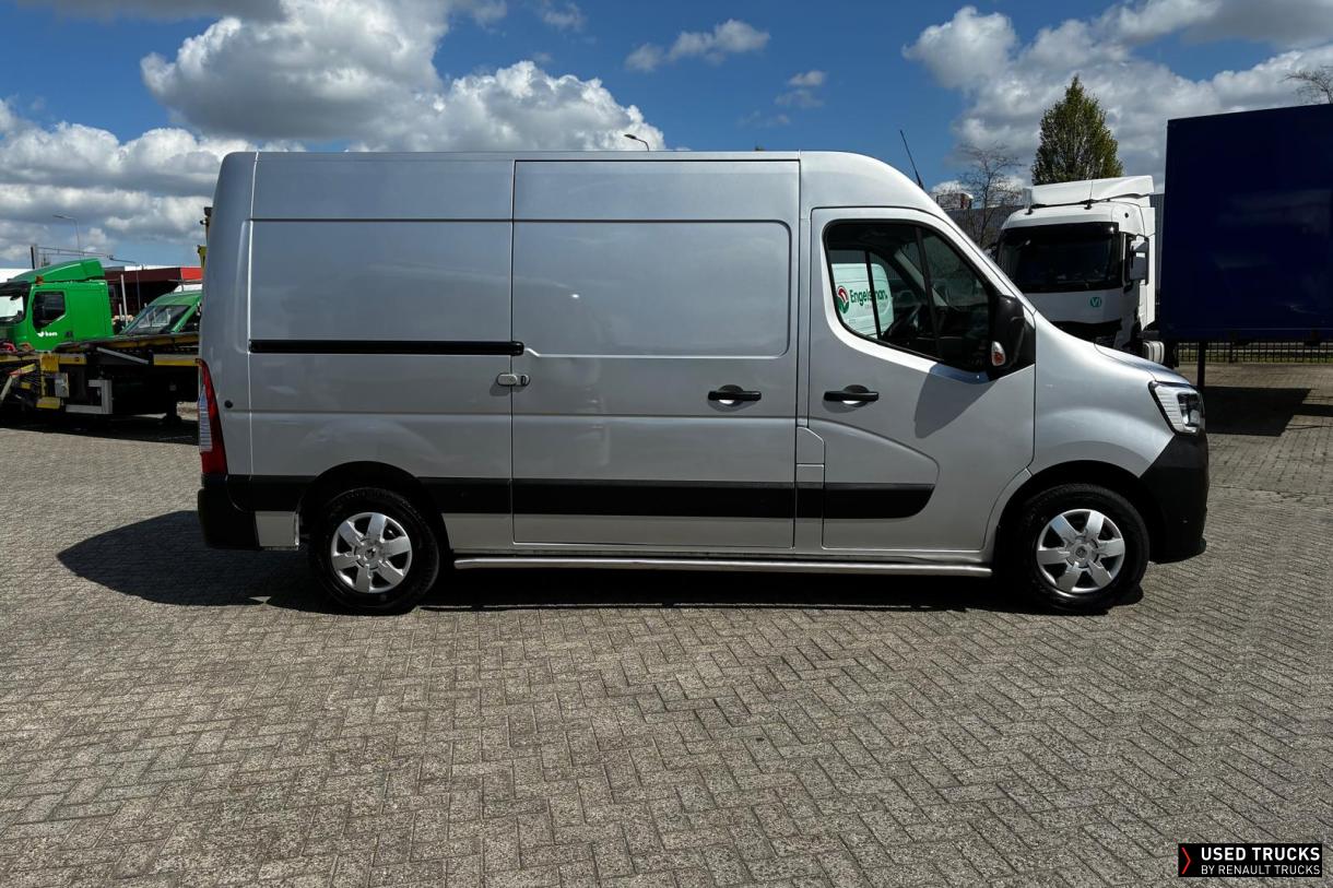 Renault Trucks Master 130