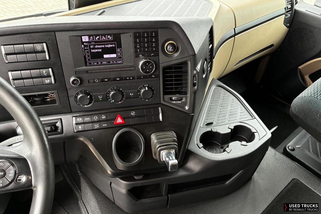 Mercedes-Benz Actros 400
