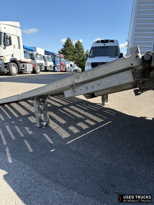Renault Trucks Premium Distribution 280