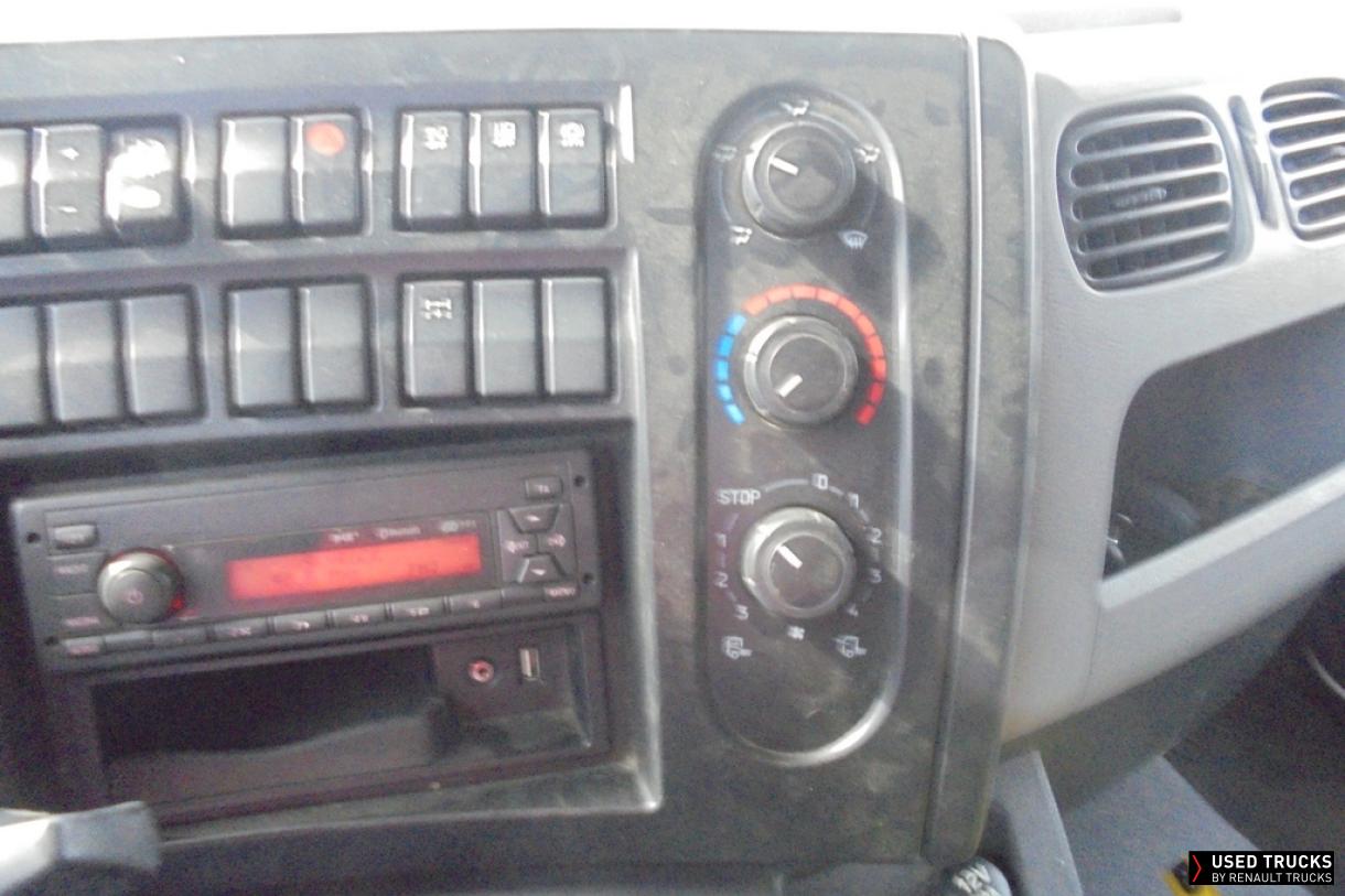 Renault Trucks D 210