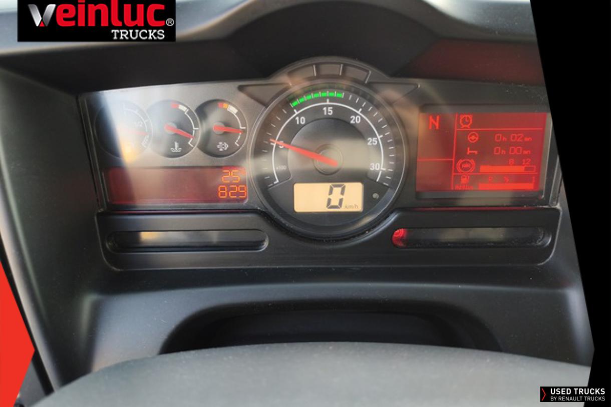 Renault Trucks D Wide 320