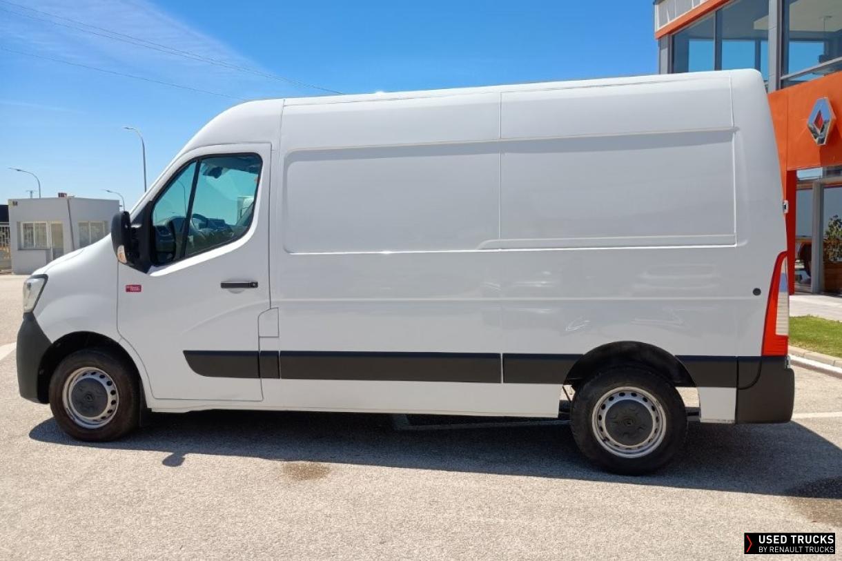 Renault Trucks Master 135