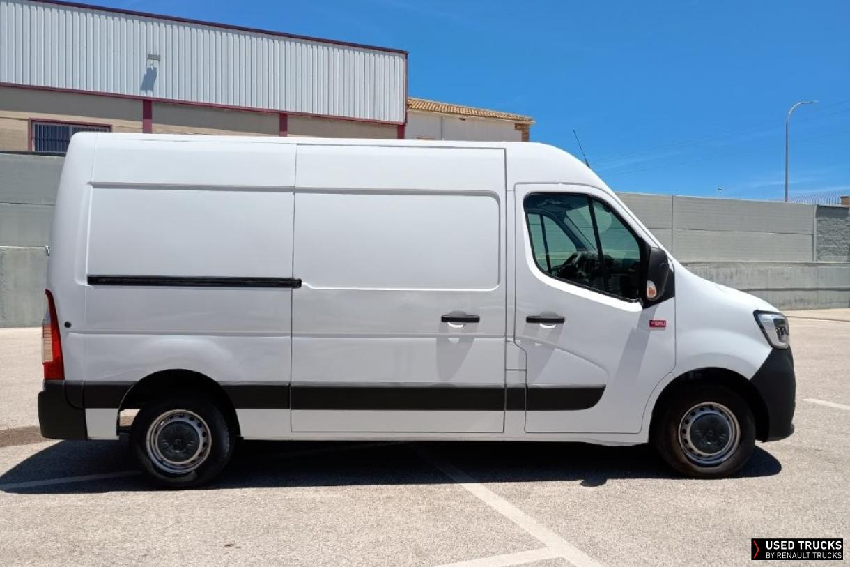 Renault Trucks Master 135