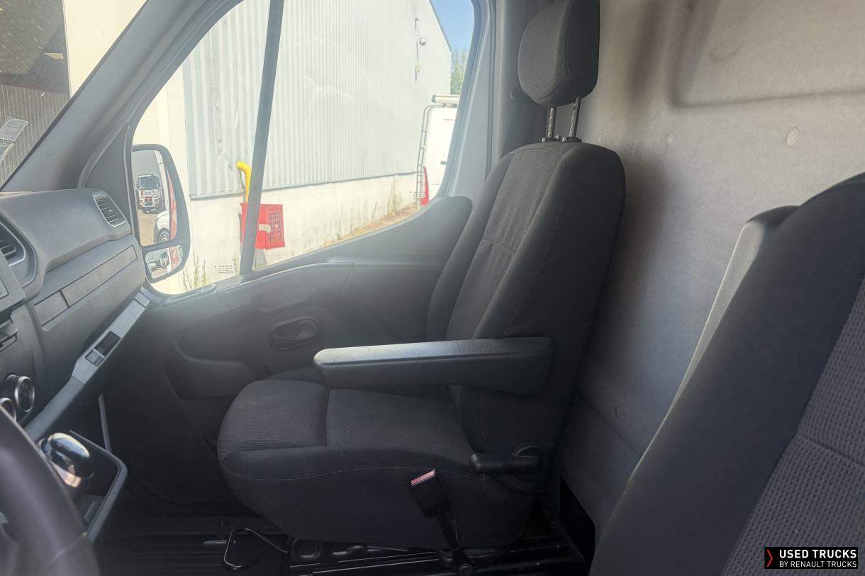 Renault Trucks Master 145