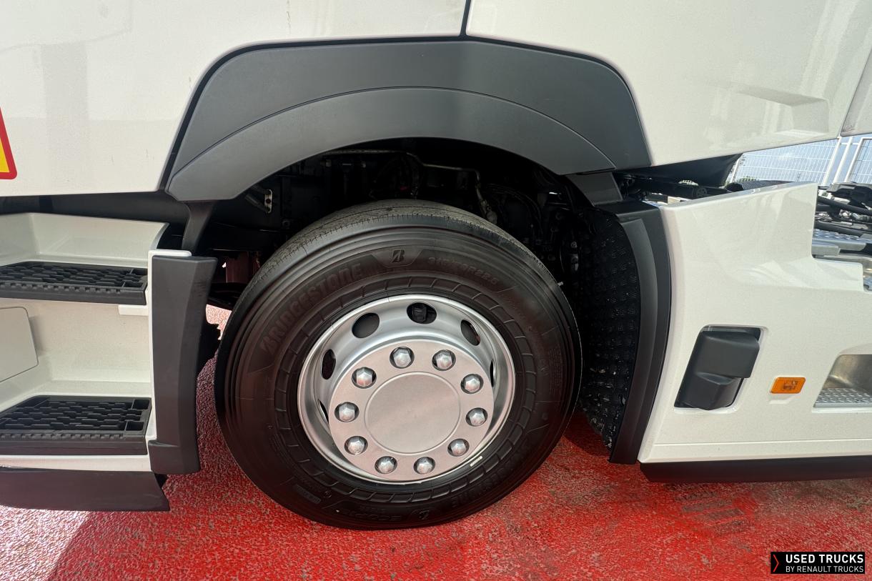 Renault Trucks T High 