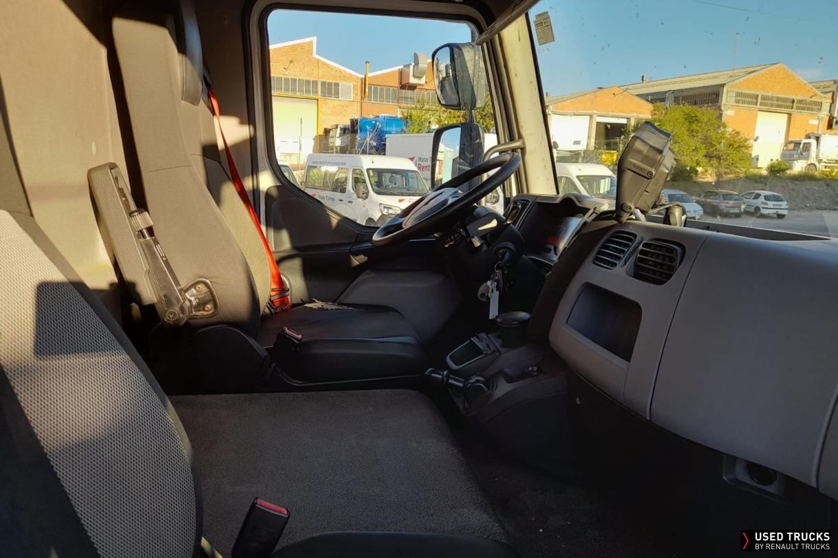 Renault Trucks D 210