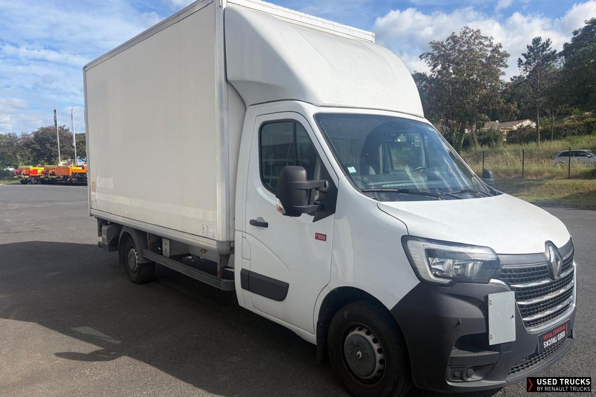 Renault Trucks Master 135