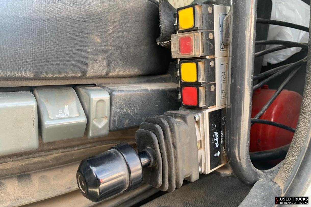 Renault Trucks Midlum 300
