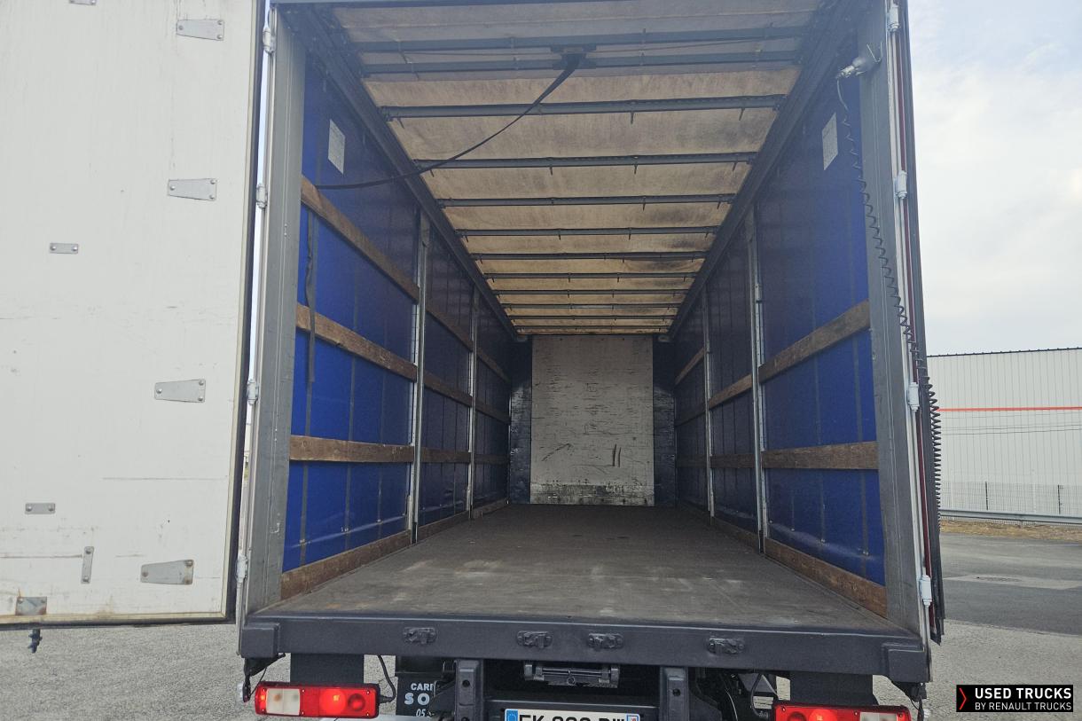 Renault Trucks D Wide 320