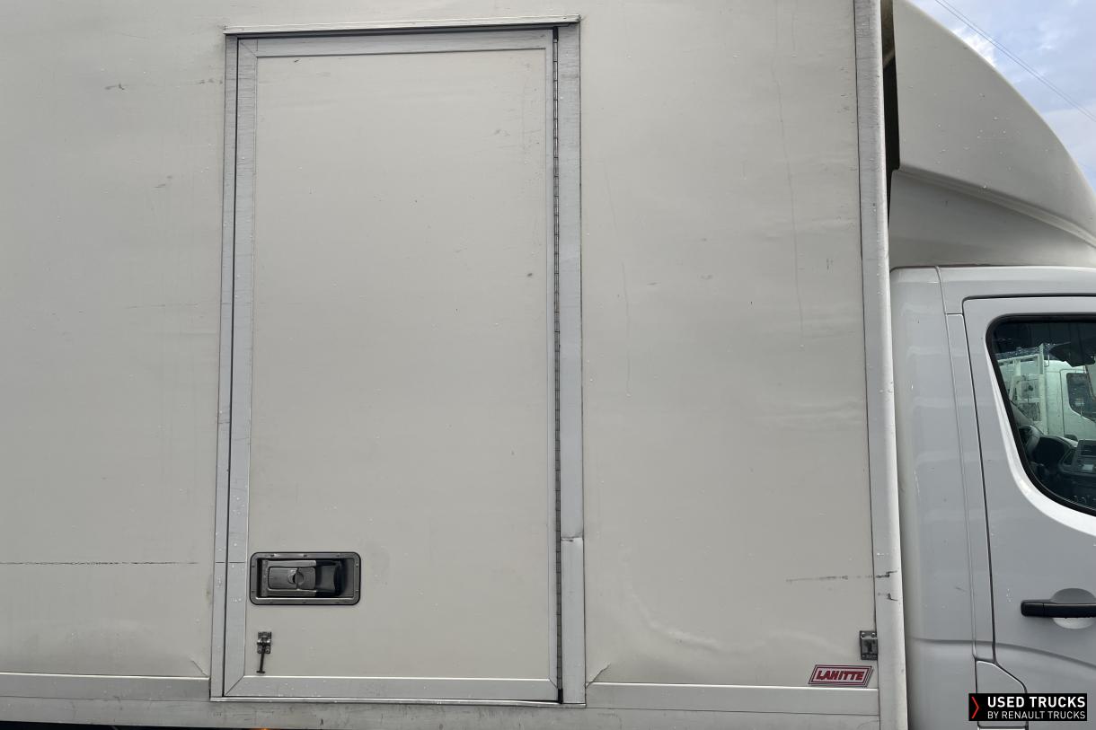 Renault Master 145