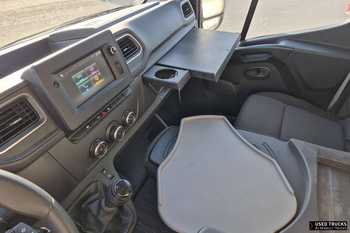 Renault Master 130