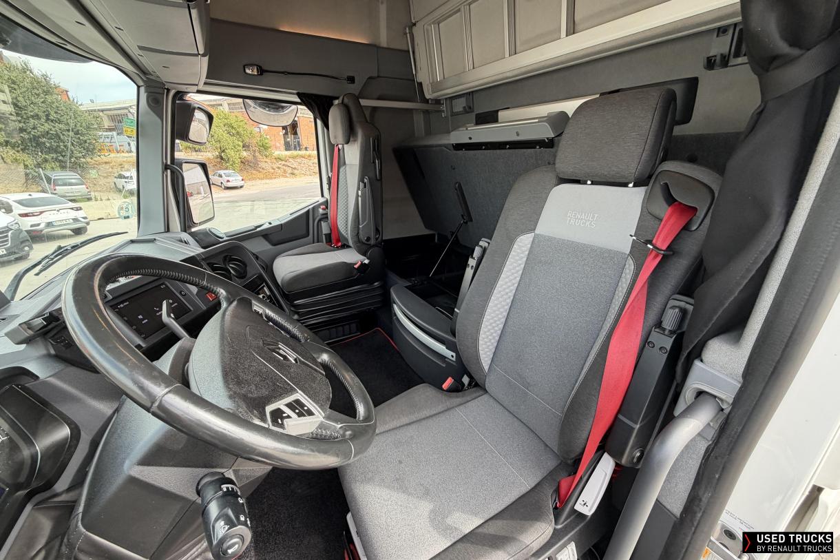 Renault Trucks T High 
